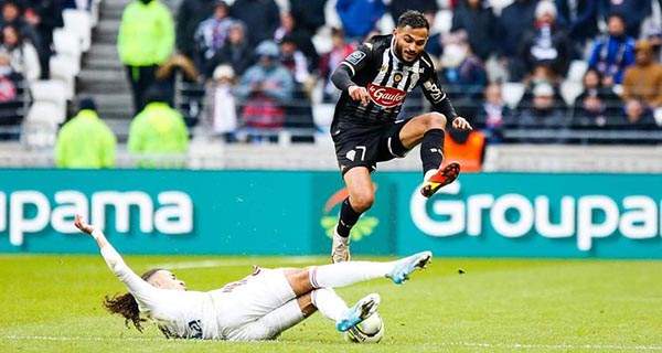 سفيان بوفال يغادر التداريب مصابا ، والشكوك تحوم حول مشاركته بالمونديال 1 سفيان بوفال كأس العالم قطر