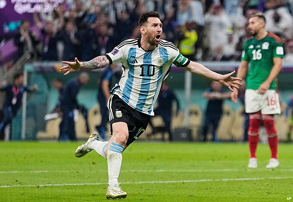 الأرجنتين تحيي آمالها في التأهل الى دور ال16 بفوزها على المكسيك