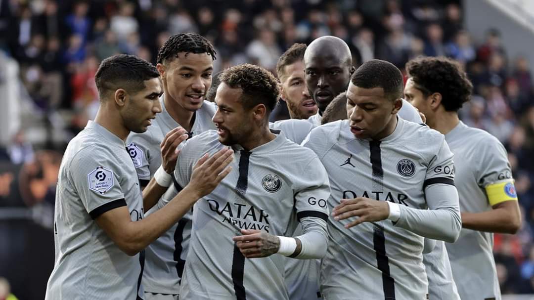 باريس سان جيرمان يتجاوز فخ لوريان بحضور حكيمي 1 باريس سان جيرمان أشرف حكيمي ميسي مبابي نيمار