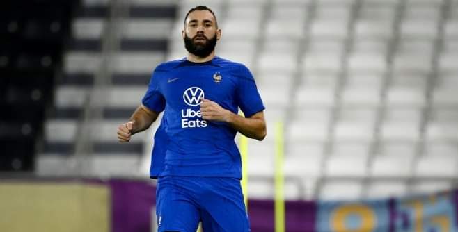 بنزيما يغادر تداريب المنتخب الفرنسي مصابا وقد يغيب عن المونديال 1 كريم بنزيما كأس العالم قطر 2022