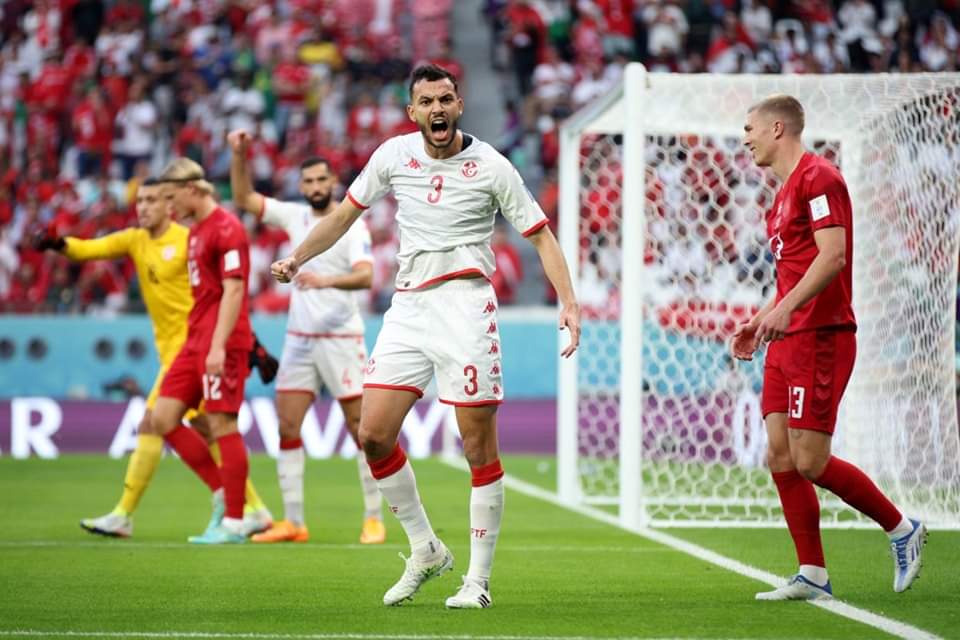 تمكن منتخب تونس من فرض التعادل السلبي على نظيره منتخب الدنمارك في أولى مباريات المجموعة الرابعة من كأس العالم قطر 2022 برسم الجولة الأولى .