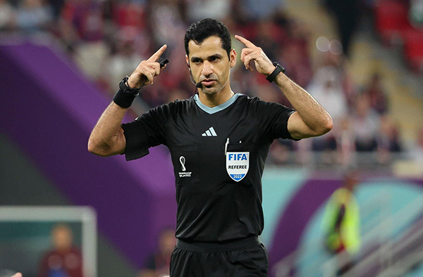 حكم قطري يقود مباراة المغرب و كرواتيا لتحديد المركز الثالت في المونديال 1 حكم قطري يقود مباراة المغرب و كرواتيا لتحديد المركز الثالت في المونديال