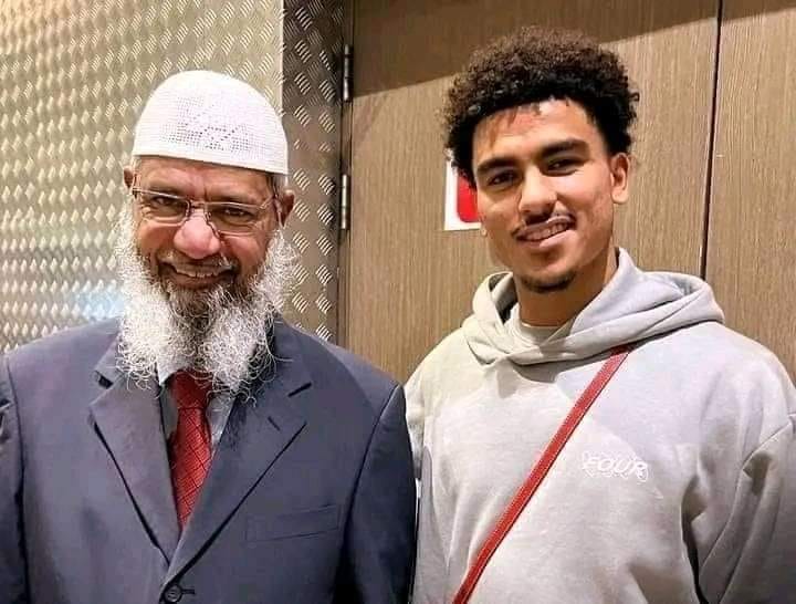 "أبوخلال سلفي" : موقع مغربي يثير سخط المغاربة باتهامه لاعبي المنتخب بالسلفية والدعشنة 1 "أبوخلال سلفي" : موقع مغربي يثير سخط المغاربة باتهامه لاعبي المنتخب بالسلفية