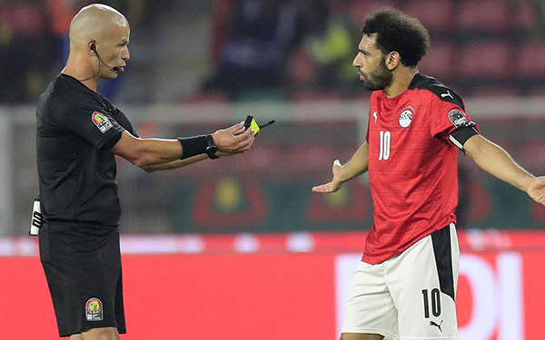 الحكم فيكتور غوميز يعلن إعتزاله التحكيم 1 الحكم فيكتور غوميز يعلن إعتزاله التحكيم