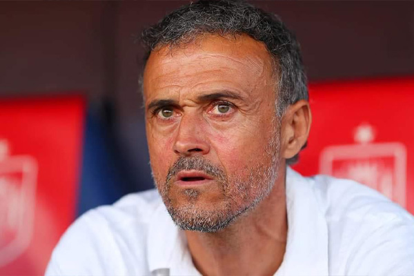 لويس إنريكي : "أتمنى أن يكون النهائي بين المغرب و الأرجنتين ، وإذا فاز المغرب ستكون مفاجأة مدوية ! " 1 لويس إنريكي : "أتمنى أن يكون النهائي بين المغرب و الأرجنتين ، وإذا فاز المغرب ستكون مفاجأة مدوية ! "