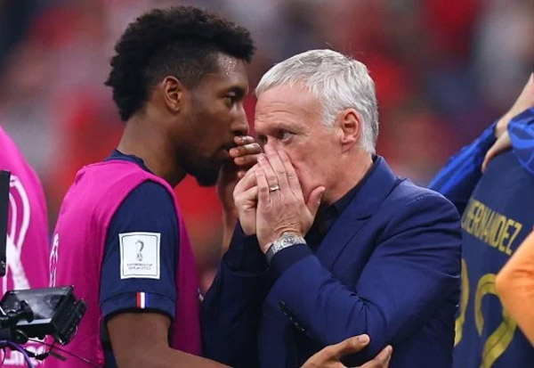 فيروس الإبل يفتك بلاعبي فرنسا قبل نهائي المونديال أمام الأرجنتين 1 فيروس الإبل يفتك بلاعبي فرنسا قبل نهائي المونديال أمام الأرجنتين