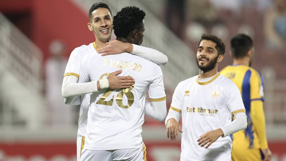 مالانغو يسجل هاتريك ويقود قطر للفوز على الغرافة رفقة بانون 1 مالانغو يسجل هاتريك ويقود قطر للفوز على الغرافة رفقة بانون