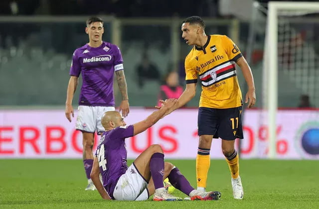 عبد الحميد الصابيري يجاور سفيان أمرابط في فيورنتينا