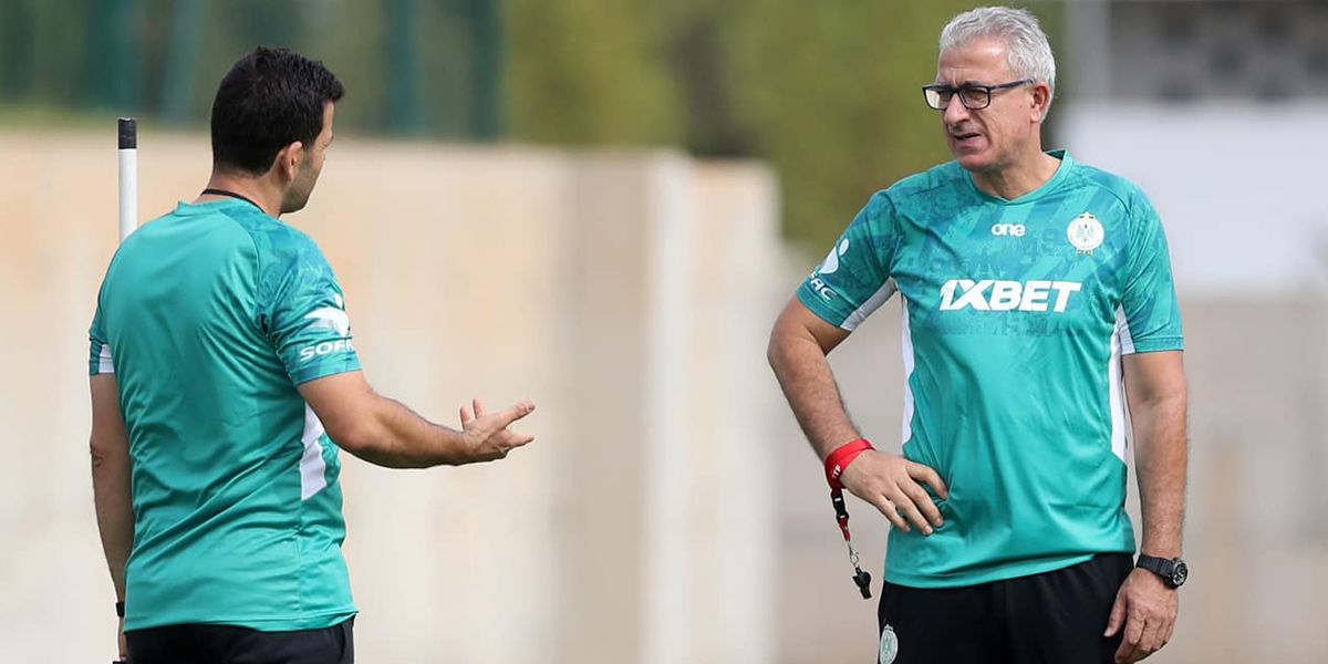 الرجاء يقرر التخلص من 3 لاعبين خلال الميركاتو