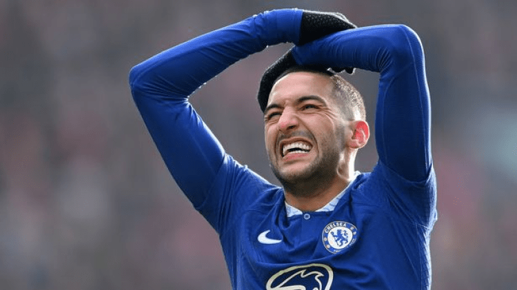 زياش يدخل أزمة نفسية حادة بعد خيانة تشيلسي له في آخر دقائق الميركاتو