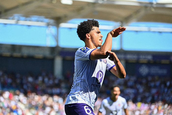 هدف أبوخلال الرائع أمام رين ووصوله لهدفه السادس رفقة تولوز في الدوري الفرنسي 1 هدف أبوخلال الرائع أمام رين ووصوله لهدفه السادس رفقة تولوز في الدوري الفرنسي