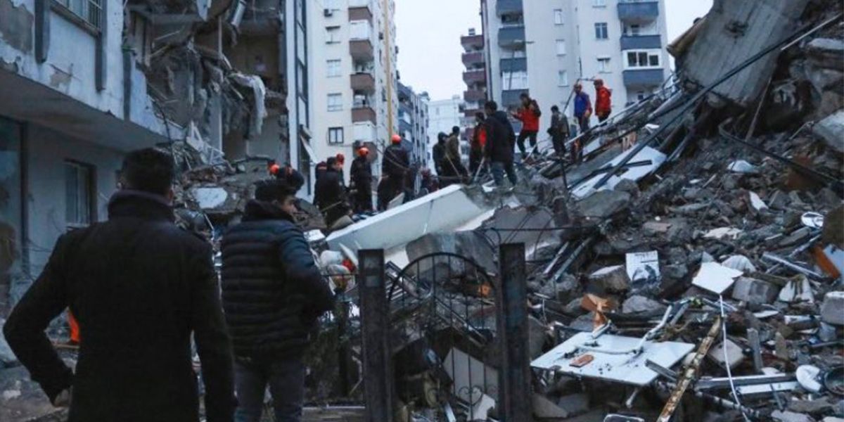 زلزال قوي يضرب تركيا و سوريا وإيقاف جميع الأنشطة الرياضية لأجل غير مسمى 1 زلزال قوي يضرب تركيا و سوريا وإيقاف جميع الأنشطة الرياضية لأجل غير مسمى