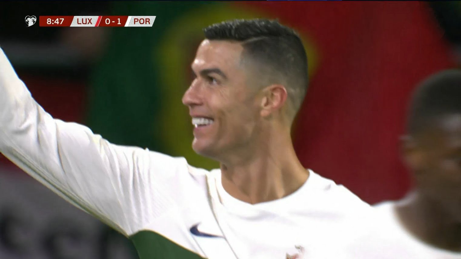 كريستيانو يسجل ثنائية أمام لكوسمبورغ ويصل لهدفه الـ122 رفقة البرتغال 1 كريستيانو يسجل ثنائية أمام لكوسمبورغ ويصل لهدفه الـ122 رفقة البرتغال