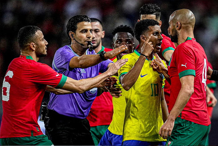 رودريغو : "الحكم كان سببا في خسارتنا أمام المغرب" 1 رودريغو : "الحكم كان سببا في خسارتنا أمام المغرب"