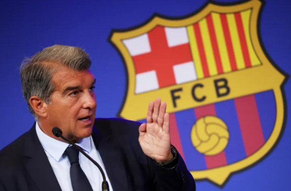 القضاء الإسباني يوجه تهمة "الفساد" إلى نادي برشلونة 1 القضاء الإسباني يوجه تهمة "الفساد" إلى نادي برشلونة