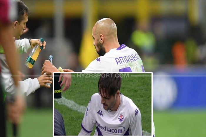 لاعب فيورنتينا يتظاهر بالإصابة لإيقاف المباراة والسماح لأمرابط بالإفطار 1 لاعب فيورنتينا يتظاهر بالإصابة لإيقاف المباراة والسماح لأمرابط بالإفطار