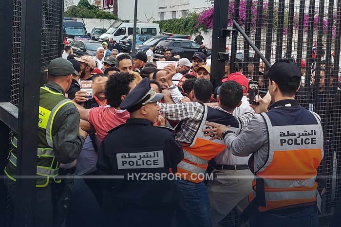 "كازا ايفنت" تواصل فشلها في تنظيم المباريات والإساءة للكرة المغربية 1 "كازا ايفنت" تواصل فشلها في تنظيم المباريات وتسيء للكرة المغربية