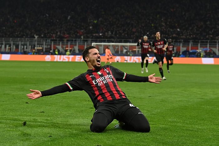 ملخص مباراة نابولي و ميلان (1-0) في ذهاب ربع نهائي دوري الأبطال 1 ملخص مباراة نابولي و ميلان (1-0) في ذهاب ربع نهائي دوري الأبطال