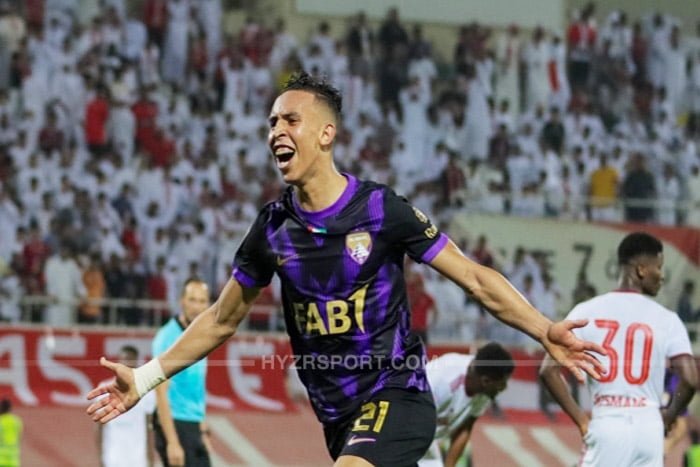 رحيمي و العين أمام الشارقة في نهائي كأس رئيس الدولة 1 رحيمي و العين أمام الشارقة في نهائي كأس رئيس الدولة