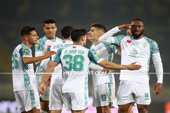 8 لاعبين أساسيين يغادرون الرجاء مع نهاية الموسم 1 8 لاعبين أساسيين يغادرون الرجاء مع نهاية الموسم