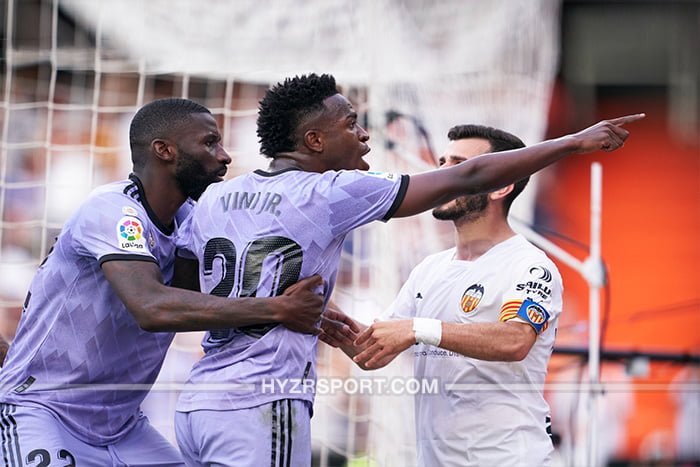 فينيسيوس جونيور : "إسبانيا بلد يشجع على العنصرية" 1 فينيسيوس جونيور : "إسبانيا بلد يشجع على العنصرية"