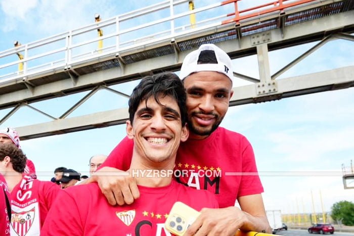 نائب رئيس إشبيلية : "لن نبيع بونو والنصيري رغم الإغراءات" 1 نائب رئيس إشبيلية : "لن نبيع بونو والنصيري رغم الإغراءات"