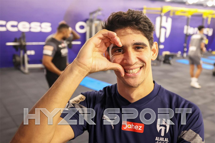 بونو : "انتقلت الى الهلال لأنني كنت خياره الأول ، وأشعر فيه بالتقدير والمسؤولية" 1 بونو : "انتقلت الى الهلال لأنني كنت خياره الأول ، وأشعر فيه بالتقدير والمسؤولية"